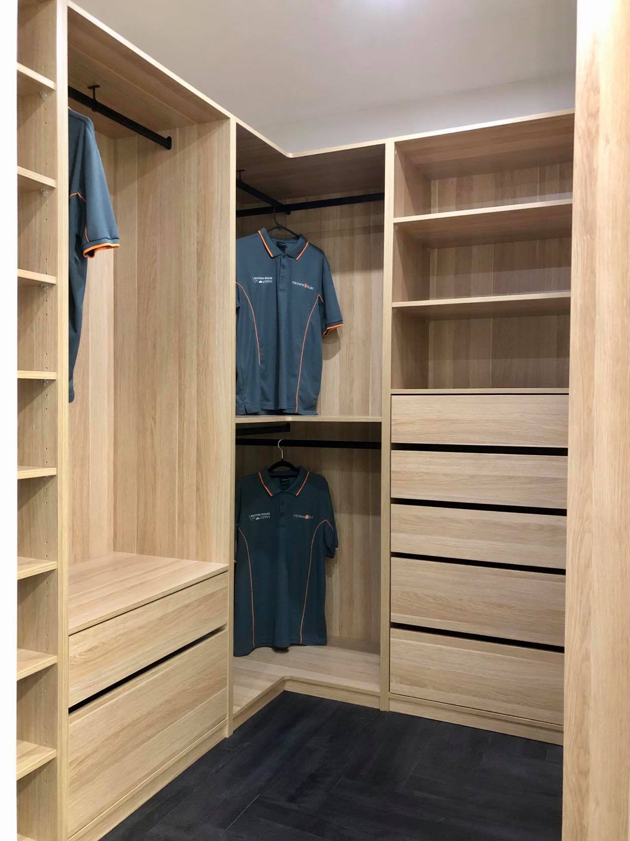 Kitchens U Build Wardrobe