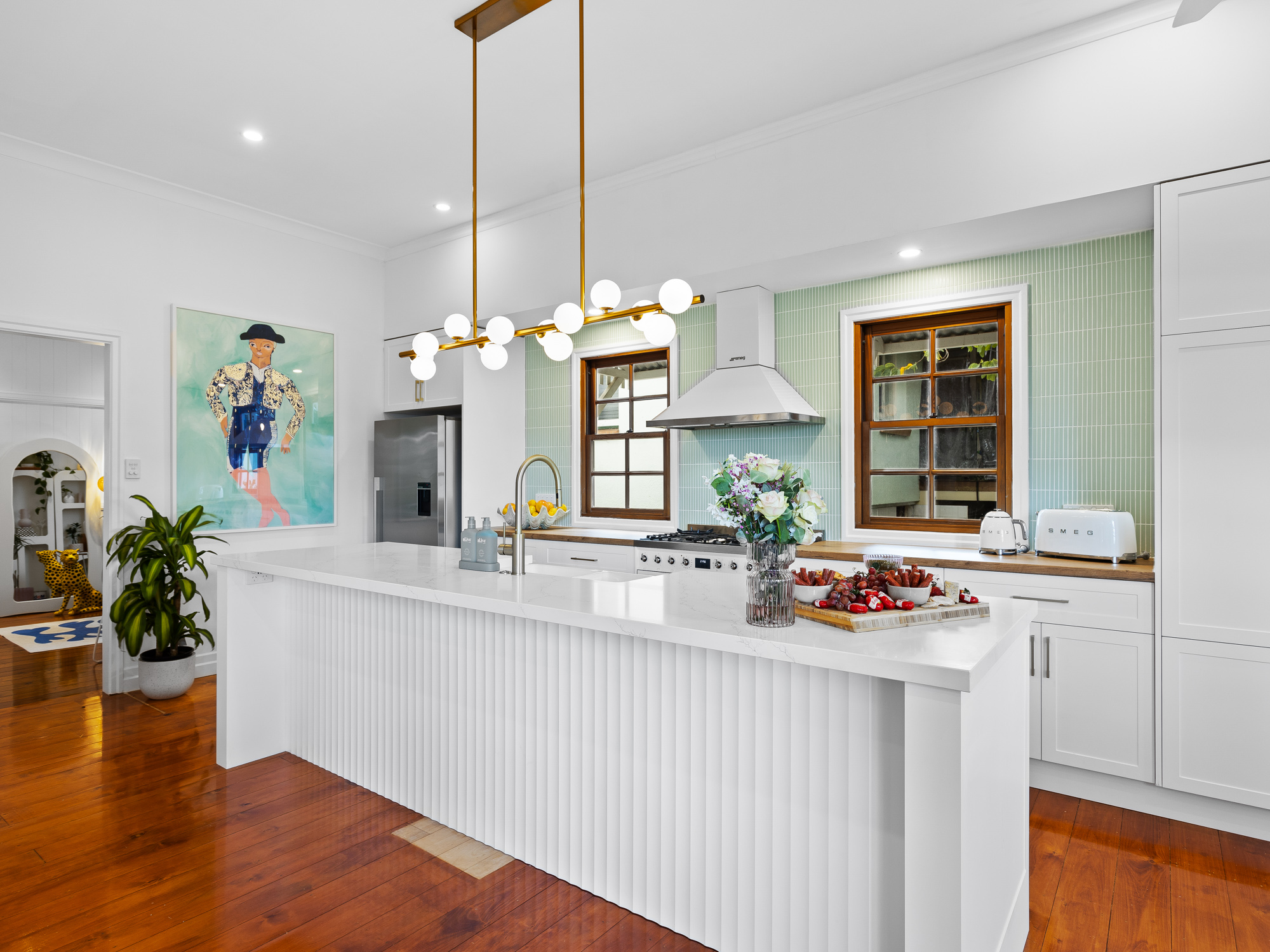 KITCHEN LAYOUT GALLEY