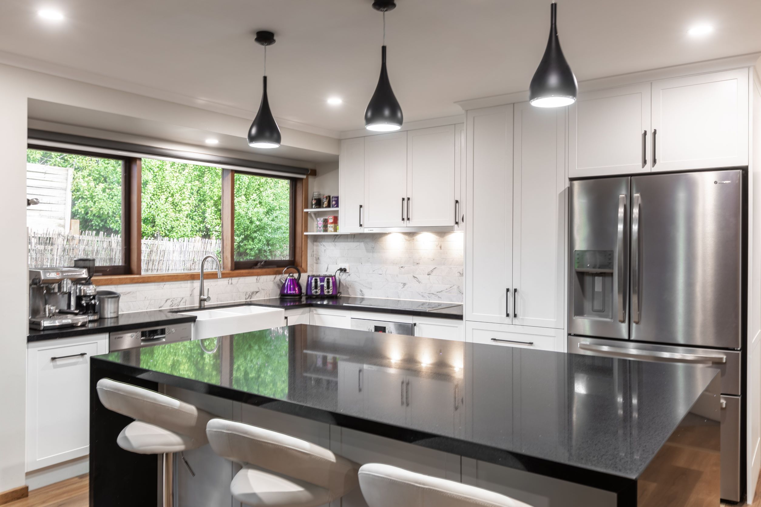 STONE BENCHTOPS
